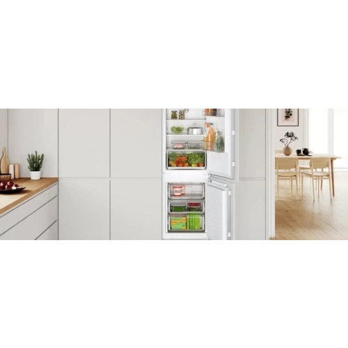 Встраиваемый двухкамерный холодильник Bosch KIN86NFF0