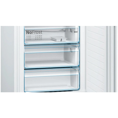 Двухкамерный холодильник Bosch KGN49XWEA