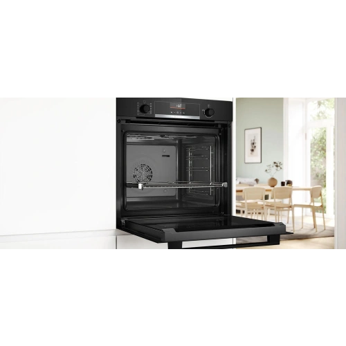 Духовой шкаф Bosch HBG536EB4