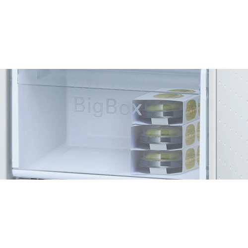 Двухкамерный холодильник Bosch KGN 39XW24 R