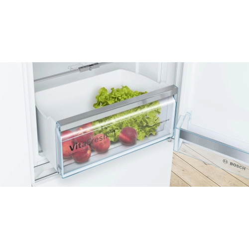 Встраиваемый двухкамерный холодильник Bosch KIN86HD20R